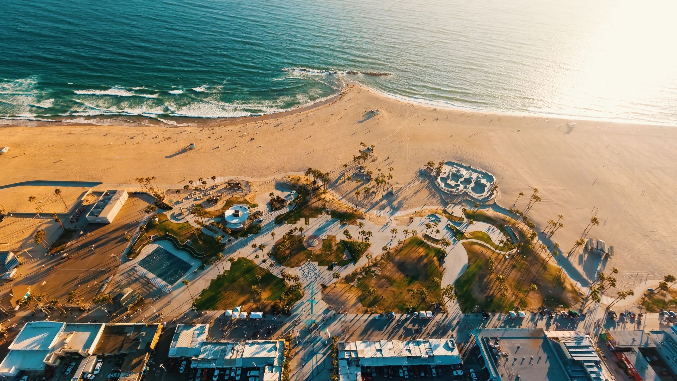 11 Best Things to Do in Venice Beach, Southern California
