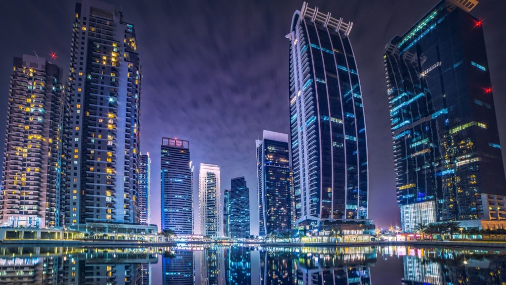 where to stay in dubai