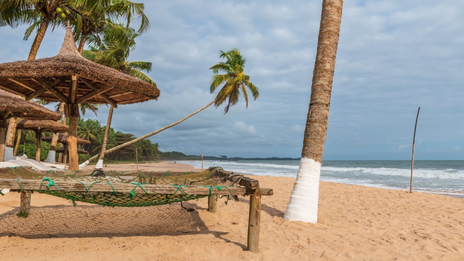 10 Must-Visit Ghana Beaches (Travel Guide) - Life Is a Journey of Escapes