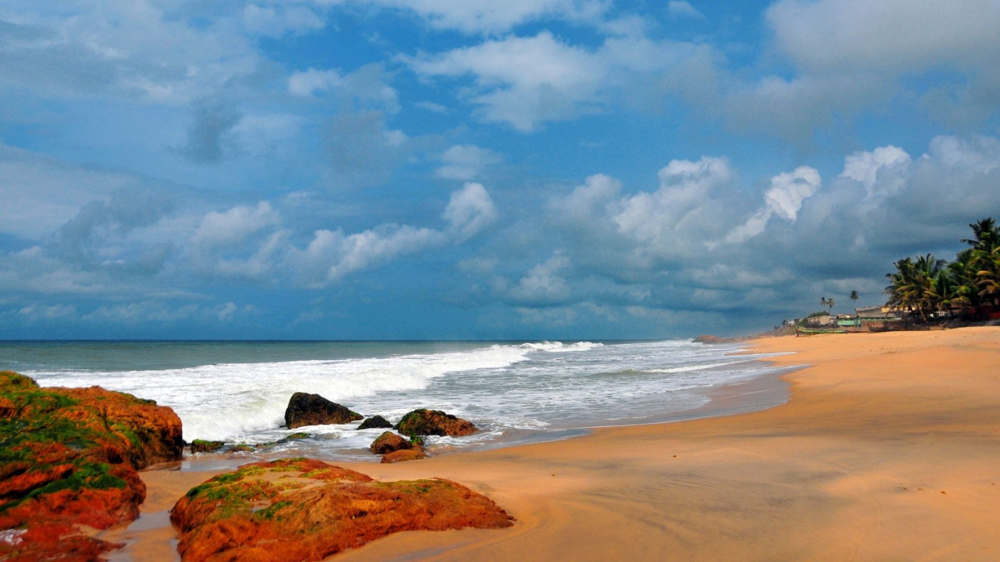 beaches in ghana tourist attractions
