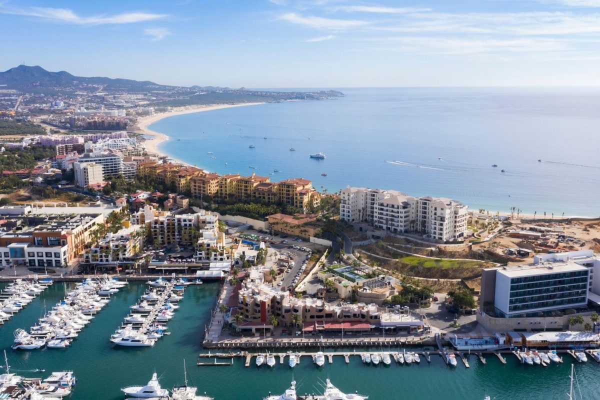 best time to travel to cabo