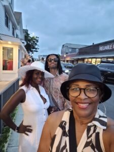 Hanging on Circuit Ave